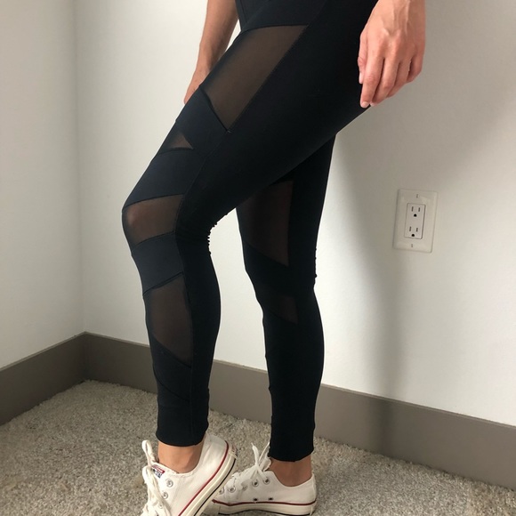 FOREVER 21 Leggings. Great condition; lightly used! - Picture 3 of 4